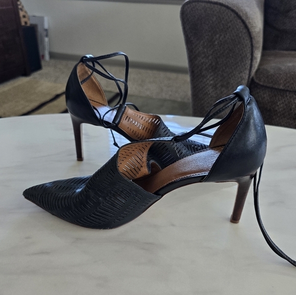Franco Sarto Heels Krista Women Sz 8M Black Covered Pointed Too Stiletto… - Picture 12 of 15
